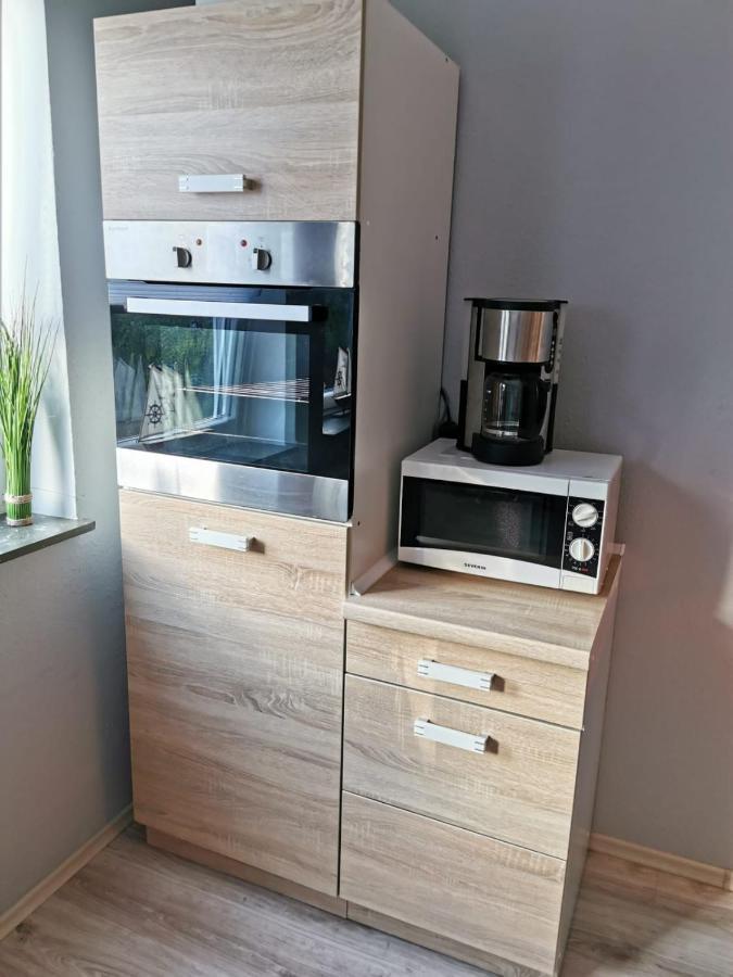 Liebevoll Eingerichtete Ferienwohnung - Zentrale Lage - Netflix & Paytv Вильгельмсхафен Экстерьер фото